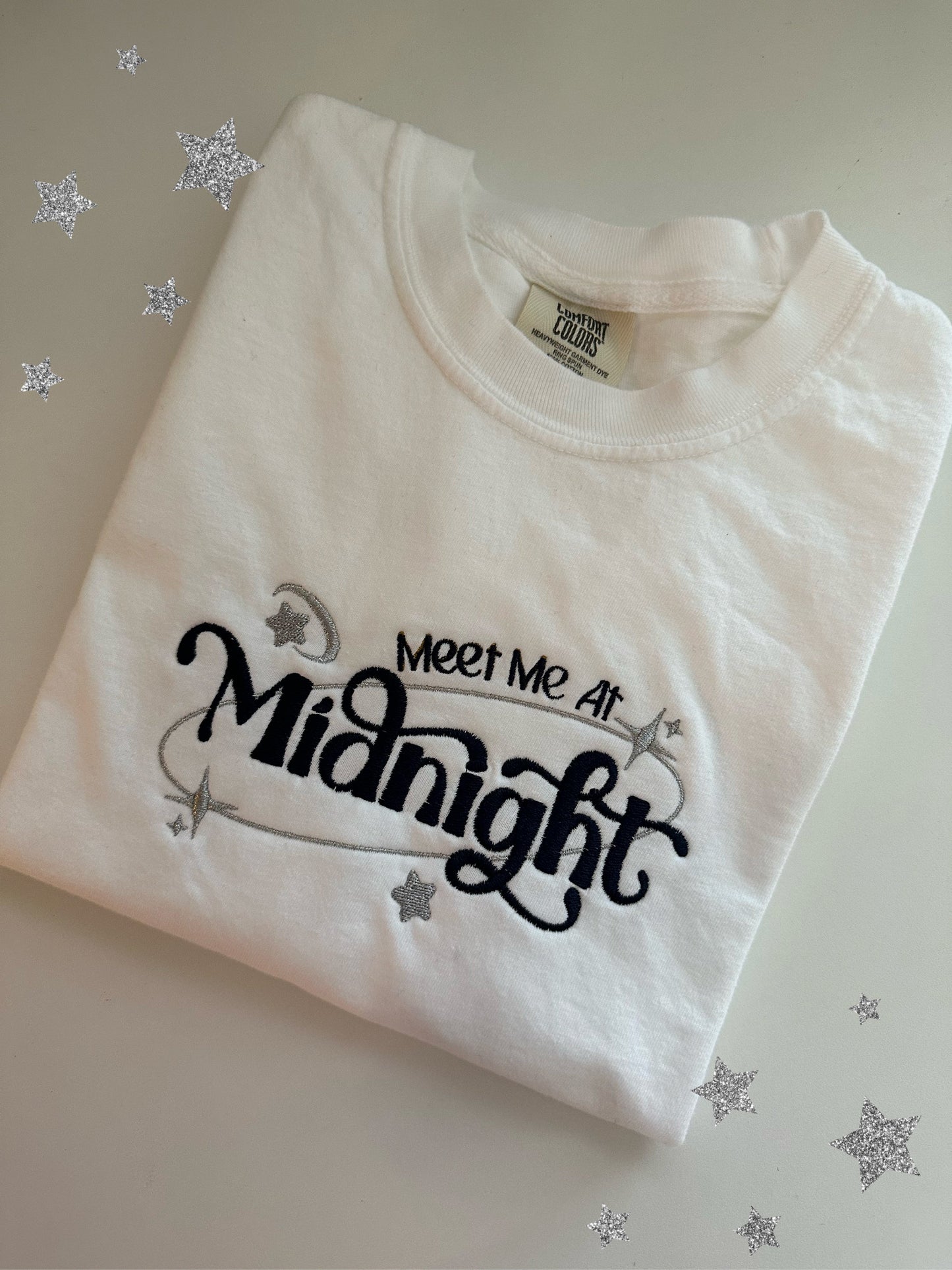 Meet Me at Midnight embroidered T-SHIRT